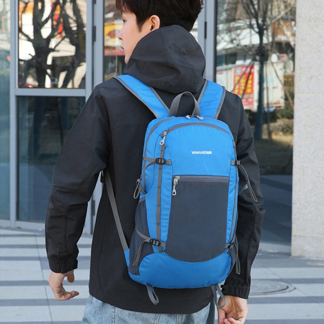 Men's Lightweight Folding Hiking Bag
