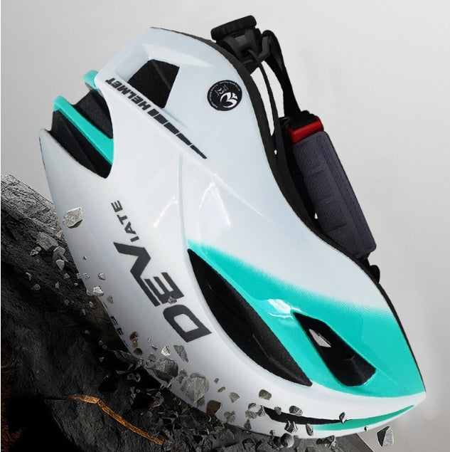 Bicycle Helmet Simple Integrated Molding Design