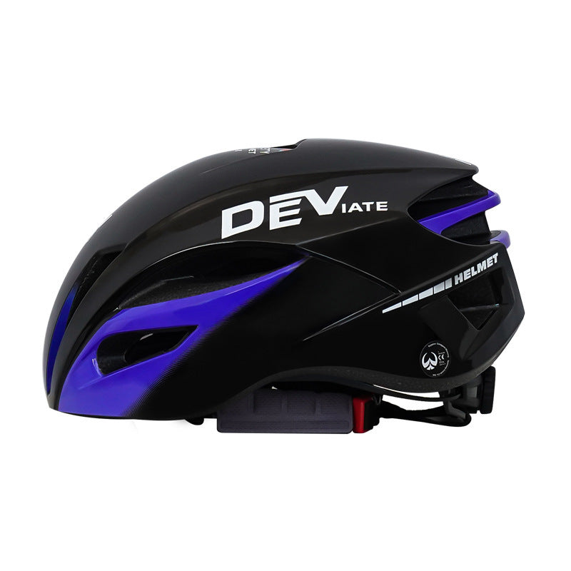 Bicycle Helmet Simple Integrated Molding Design