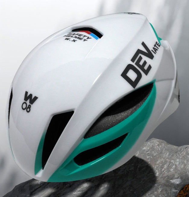Bicycle Helmet Simple Integrated Molding Design